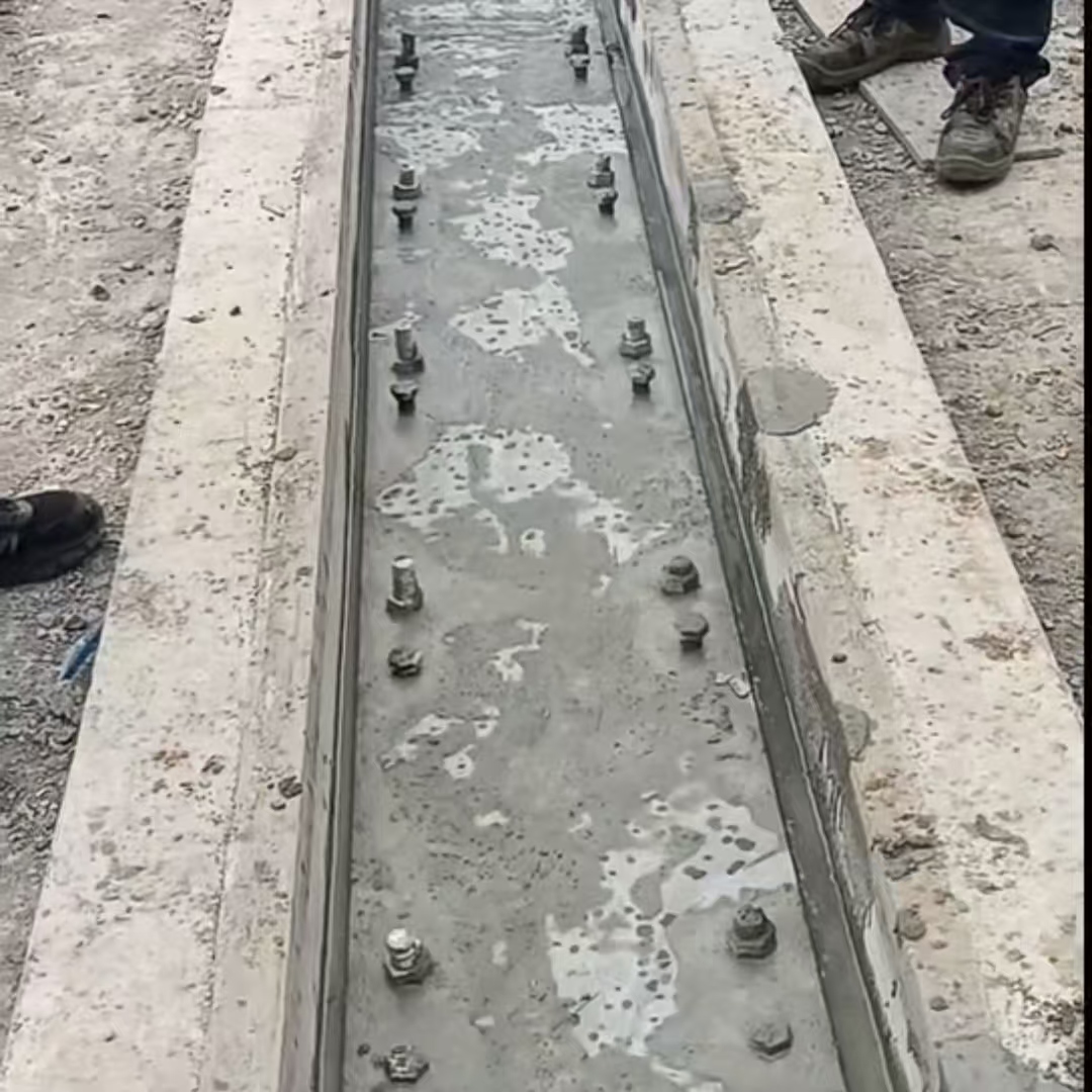 青冈环氧树脂轨道胶泥是什么？用在哪里？
